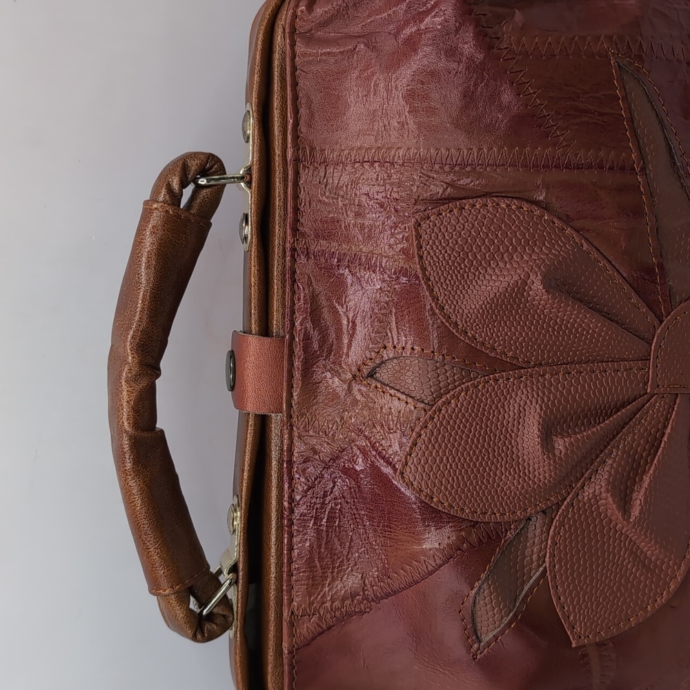 Gorgeous Genuine Leather Appliqued Brown Handbag / Satchel / Bag / Purse - Picture 3 of 9